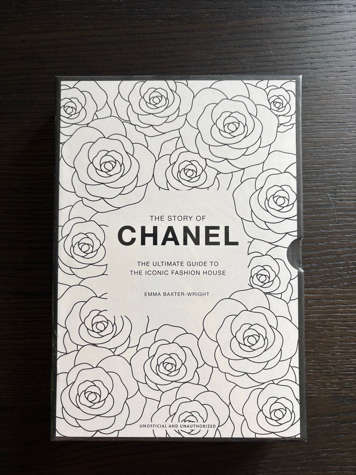 Nieuw & geseald: The Story of Chanel - Emma Baxter-Wright, Ophalen of Verzenden, Nieuw, Couturiers