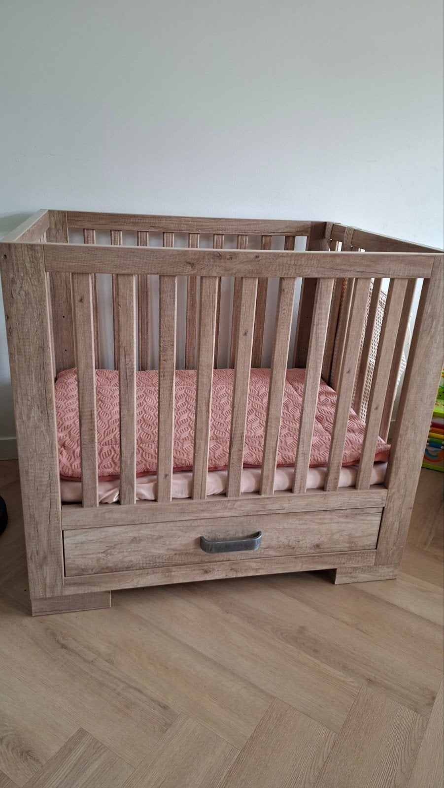 Kidsmill Box Brent Oldwood met Lade, Ophalen, Gebruikt, Rechthoekig, In hoogte verstelbaar