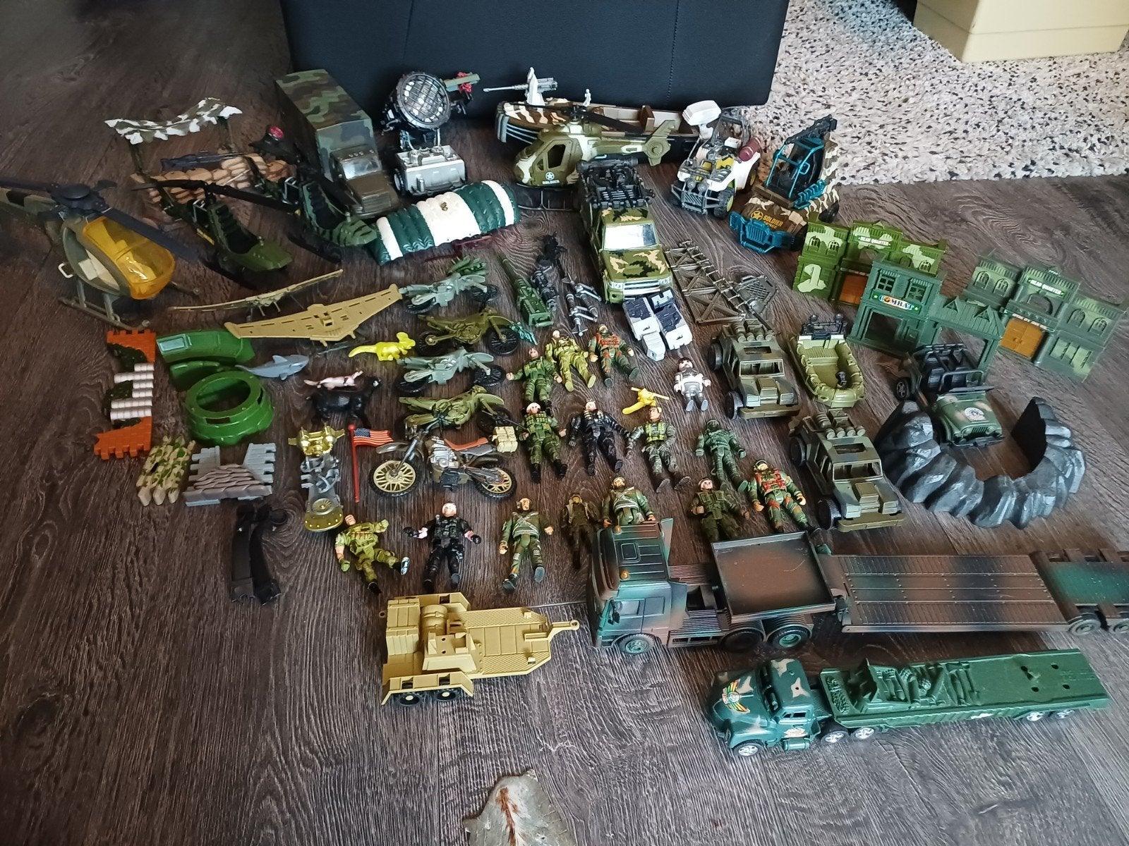 Grote set legerspeelgoed Soldier Force, Ophalen of Verzenden, Gebruikt