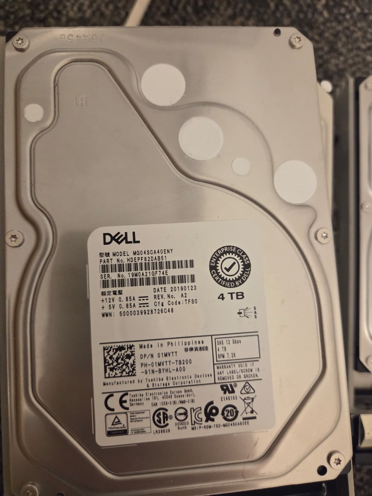 Partij 19x Dell Enterprise 4TB SAS 12G 7.2K 3.5" HDD, Intern, SAS, Server, HDD