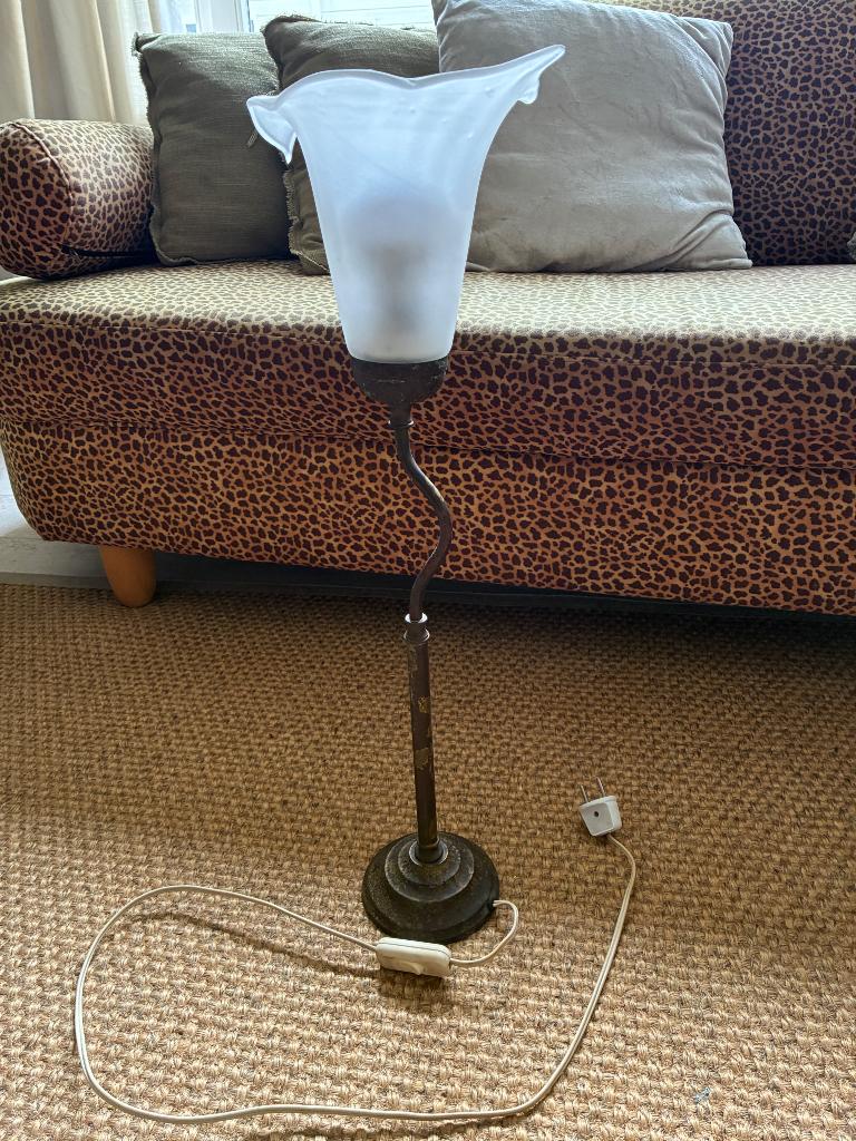 Art deco tafellamp, handgemaakt in Amsterdam, Ophalen, 50 tot 75 cm, Zo goed als nieuw, Glas