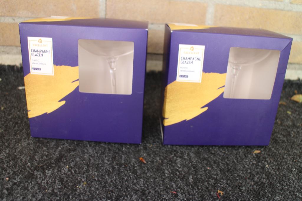 4x NIEUW PLASTIC CHAMPAGNE GLAZEN van AH EXCELLENT, Verzamelen, Ophalen of Verzenden, Nieuw, Overige typen