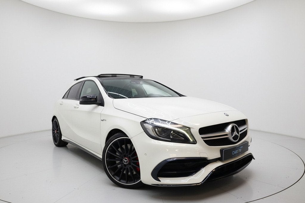Mercedes-Benz A-klasse AMG 45 4MATIC PANO CAMERA H&K, Auto's, Mercedes-Benz, Automaat, Gebruikt, 4 cilinders, Wit