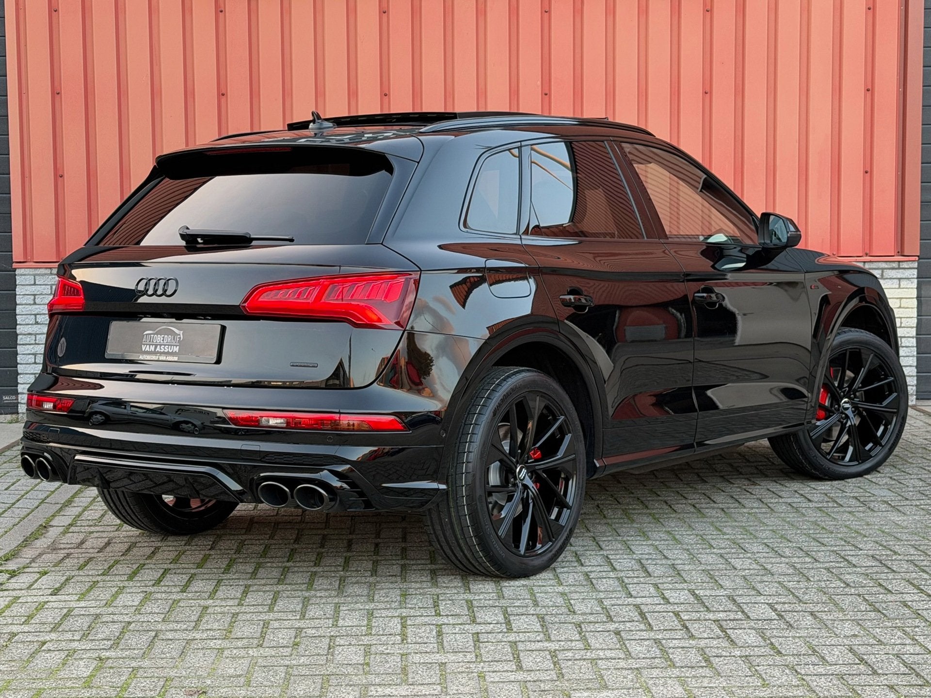 Audi Q5 55 TFSI e Quattro Competit S-Line Pano 360 Leer SQ5, Auto's, Automaat, Dealer onderhouden, Gebruikt, Zwart