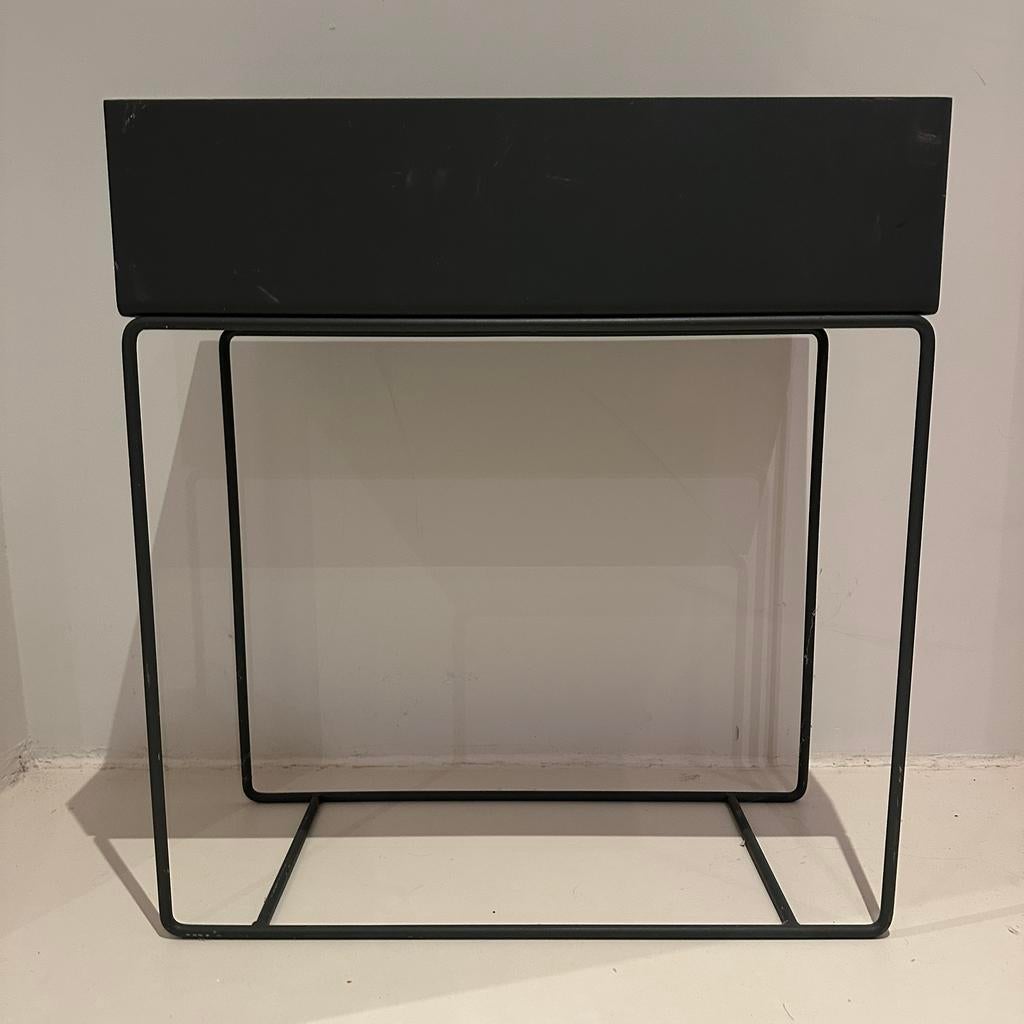 Ferm Living Plant Box antraciet grijs, Tuin en Terras, Bloembakken en Plantenbakken, Ophalen, Metaal, Binnen, Minder dan 30 cm