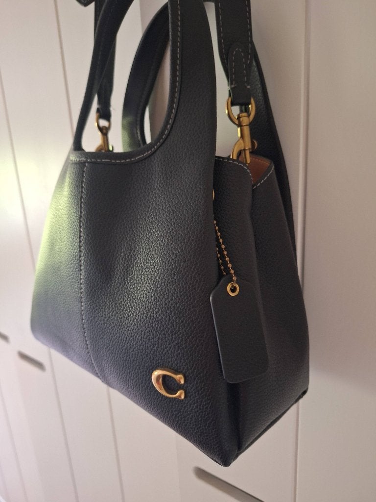 Mooie zwarte tas van Coach, Ophalen of Verzenden, Zo goed als nieuw, Zwart, Handtas