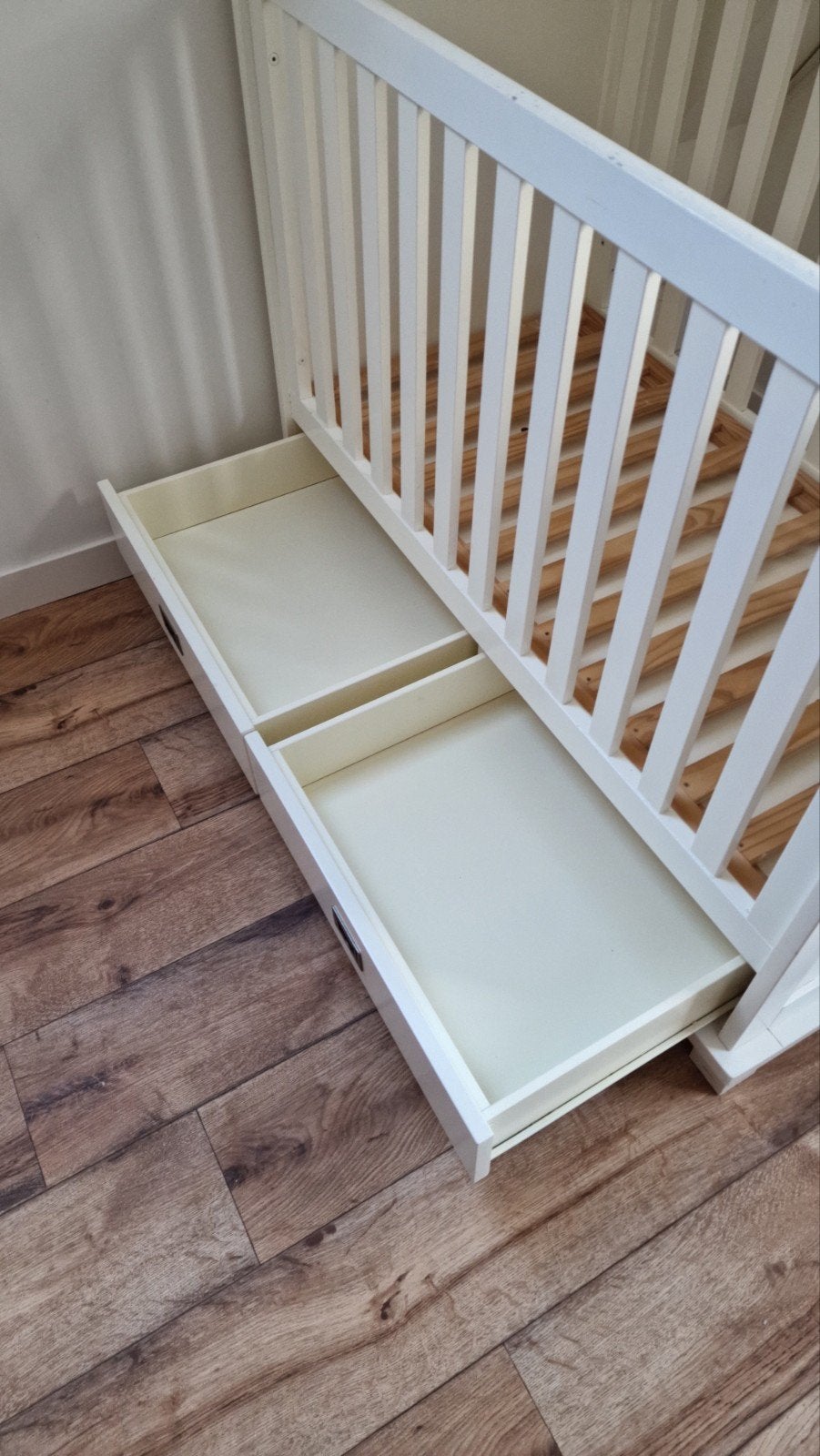 Mooie complete babykamer wit: ledikant, commode, kledingkast, Gebruikt, Minder dan 140 cm, Minder dan 70 cm, Ophalen