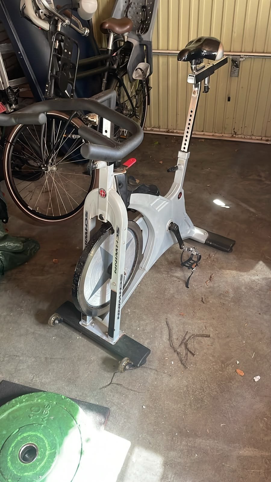 Schwinn Spinningfiets, Ophalen, Gebruikt, Benen, Spinningfiets