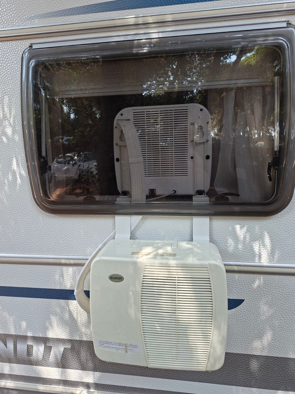 Eurom AC2401 Split Airco voor Caravan/Camper, Ophalen