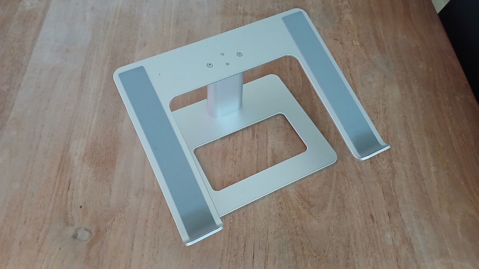 Laptop standaard, Computers en Software, Laptopstandaarden, Ophalen of Verzenden, Zo goed als nieuw, In hoogte verstelbaar