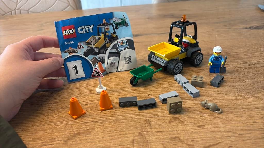 Lego city 60284, Ophalen of Verzenden, Zo goed als nieuw, Lego