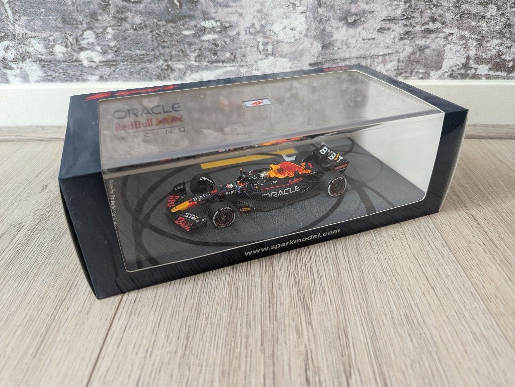 Max Verstappen: RB18 - Abu Dhabi GP’22 - Spark S8553, Ophalen of Verzenden, Nieuw, Auto, Overige merken