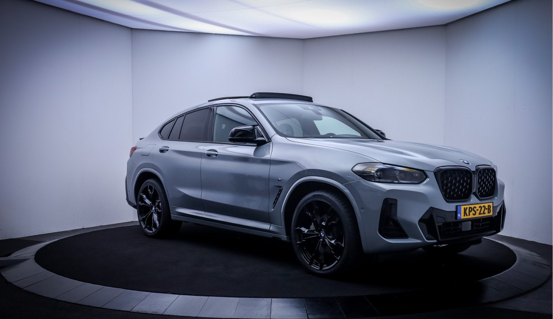 BMW X4 30iA M-SPORT High Executive SCHUIFDAK | MEMORY | HARM, Auto's, Gebruikt, 4 cilinders, 1790 kg, Leder