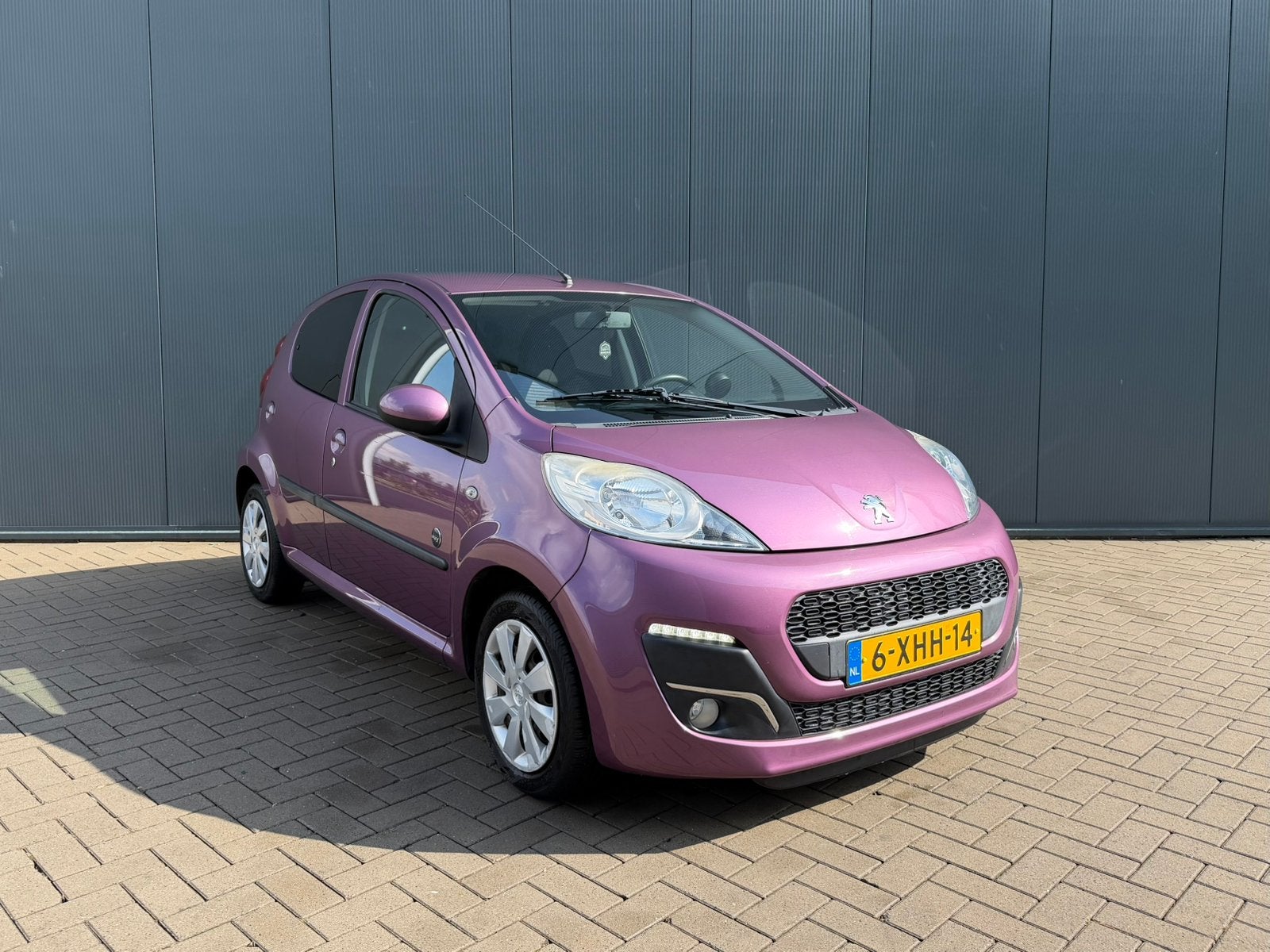 Peugeot 107 1.0 Envy 2014 | Nieuwstaat | 101.000 KMS | Uniek, Auto's, Peugeot, Voorwielaandrijving, Overige kleuren, 4 stoelen