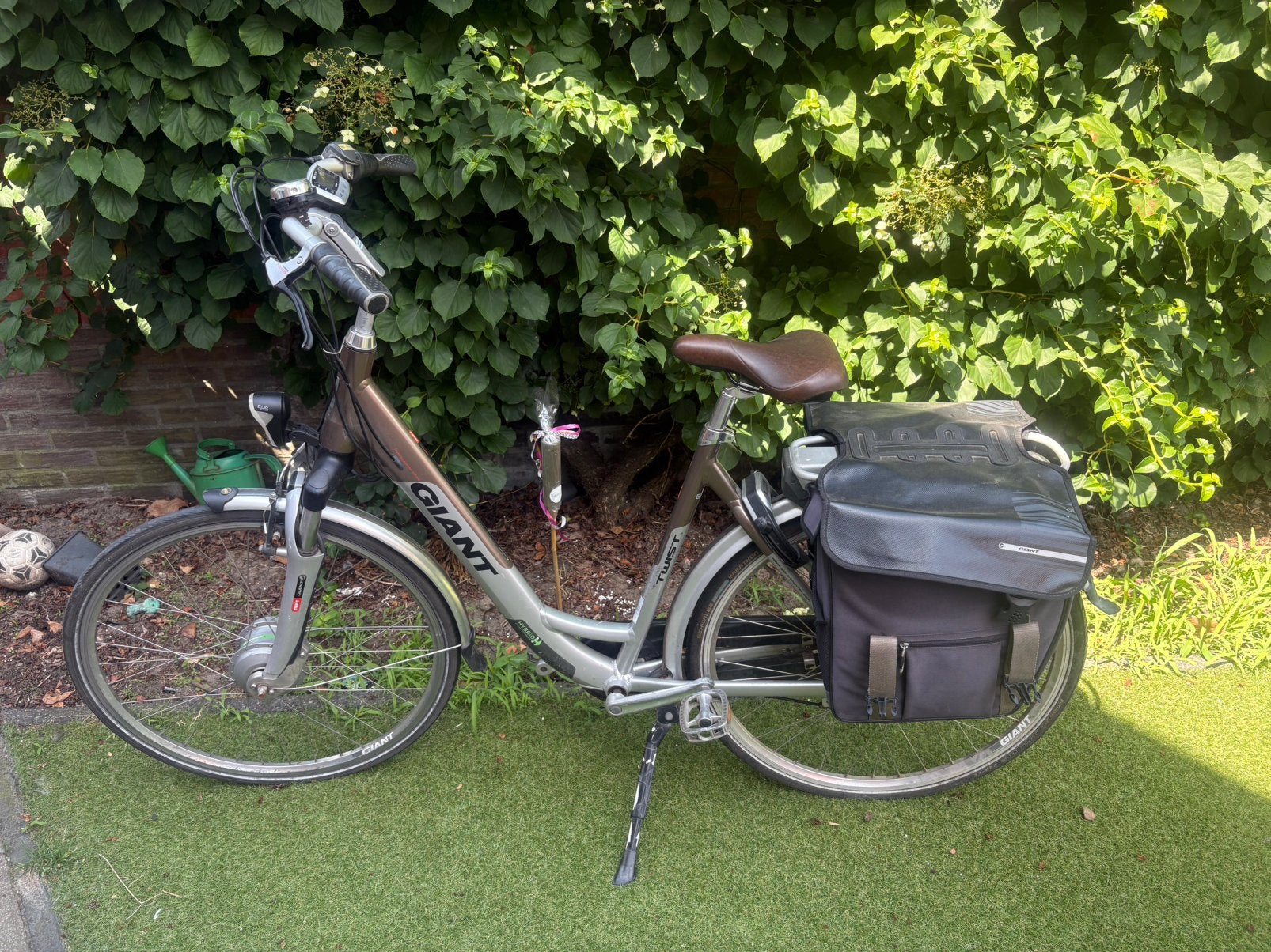 Partij elektrische fietsen met schade!, Fietsen en Brommers, Fietsen | Dames | Moederfietsen, Ophalen of Verzenden, 0 zitjes, Zo goed als nieuw