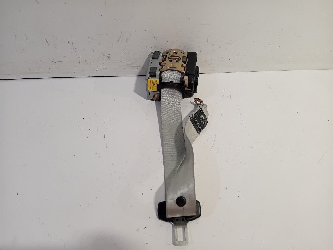 Veiligheidsgordel links achter Audi RS 6, Onderdelen@venauto.nl, Van der Ven Autorecycling B.V., Gebruikt, Ettenseweg 76, 4706 PB Roosendaal, The Netherlands