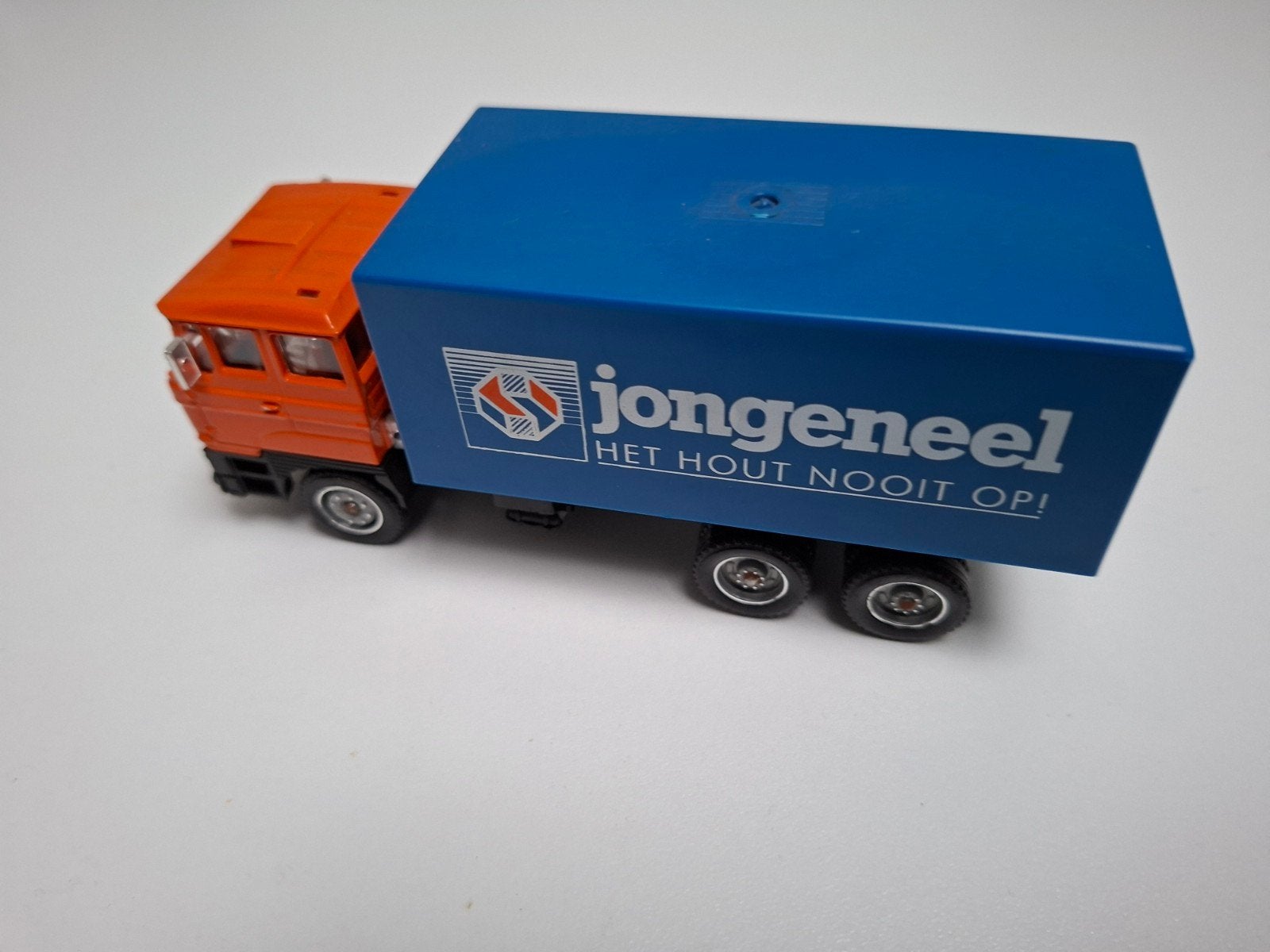 DAF Turbo vrachtwagen 'Jongeneel' schaalmodel, Overige merken, 1:50 of kleiner, Ophalen of Verzenden, Zo goed als nieuw
