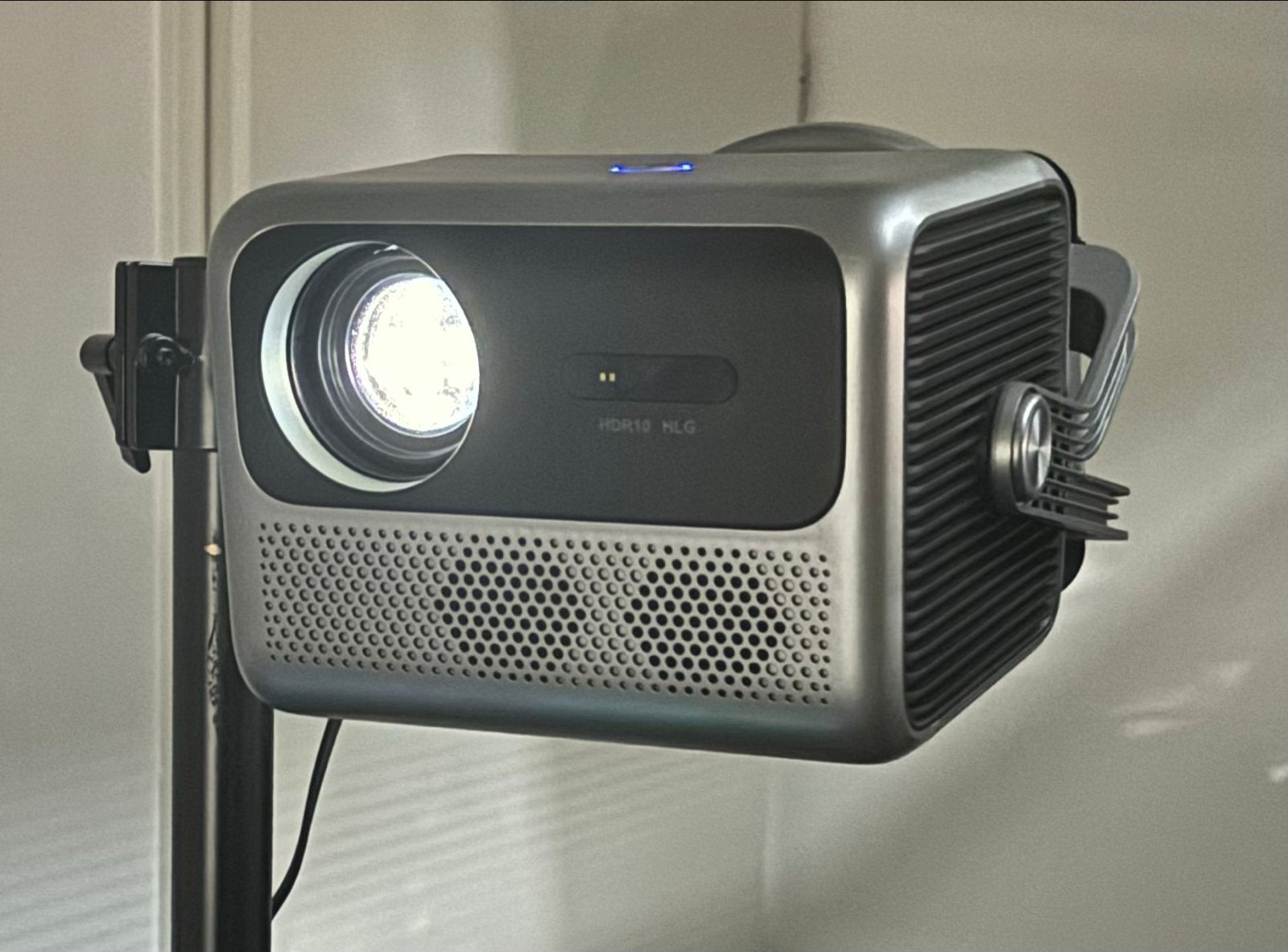 ULTIMEA Nova C40 Full HD Beamer - Zo goed als nieuw, Audio, Tv en Foto, Beamers, Ophalen, Ultimea Nova C40, LED, Zo goed als nieuw