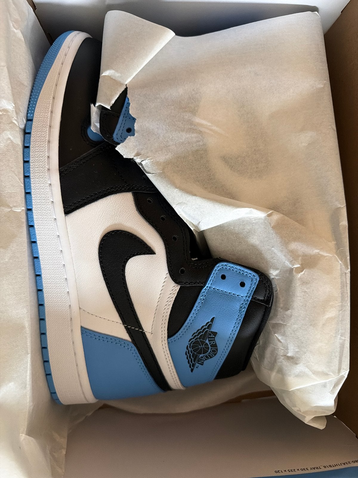 Nike Air Jordan 1 Retro High OG University Blue, Ophalen of Verzenden, Nieuw, Blauw, Sneakers of Gympen