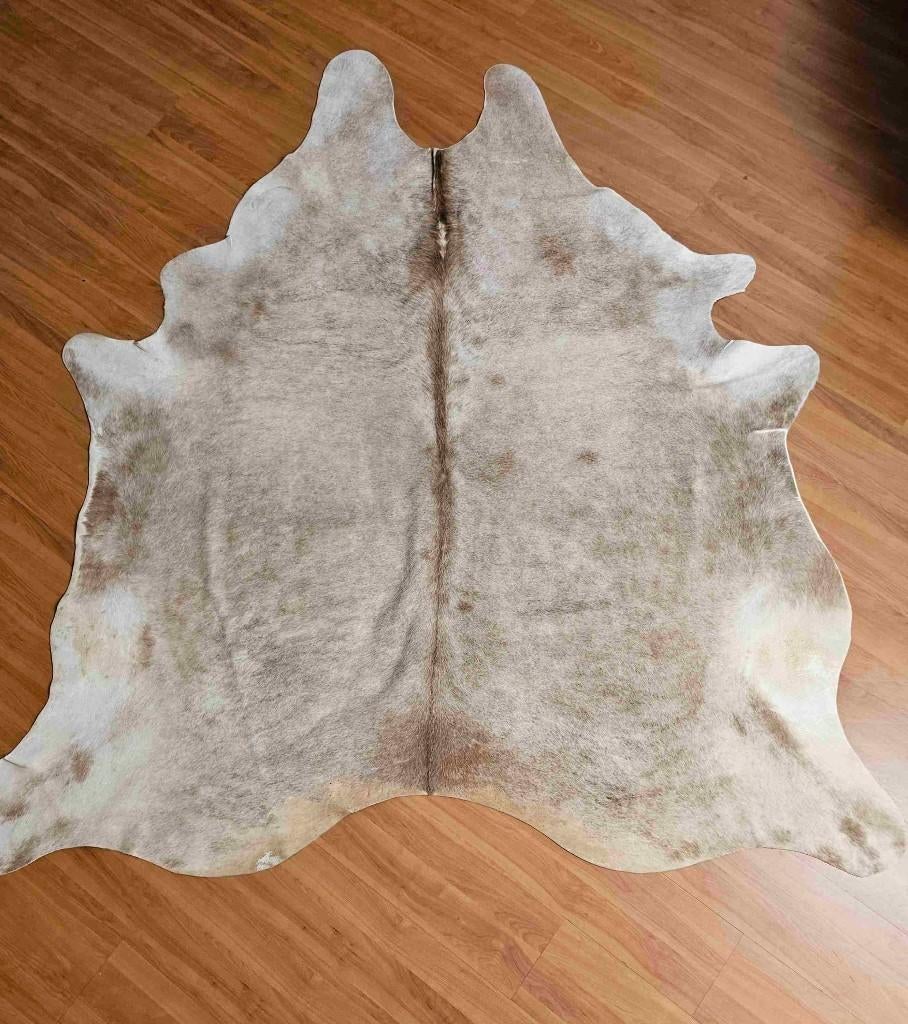 Koeienhuid lichtbruin/ecru 210/203 cm, Gebruikt, Beige, Etten-Leur, Ophalen of Verzenden