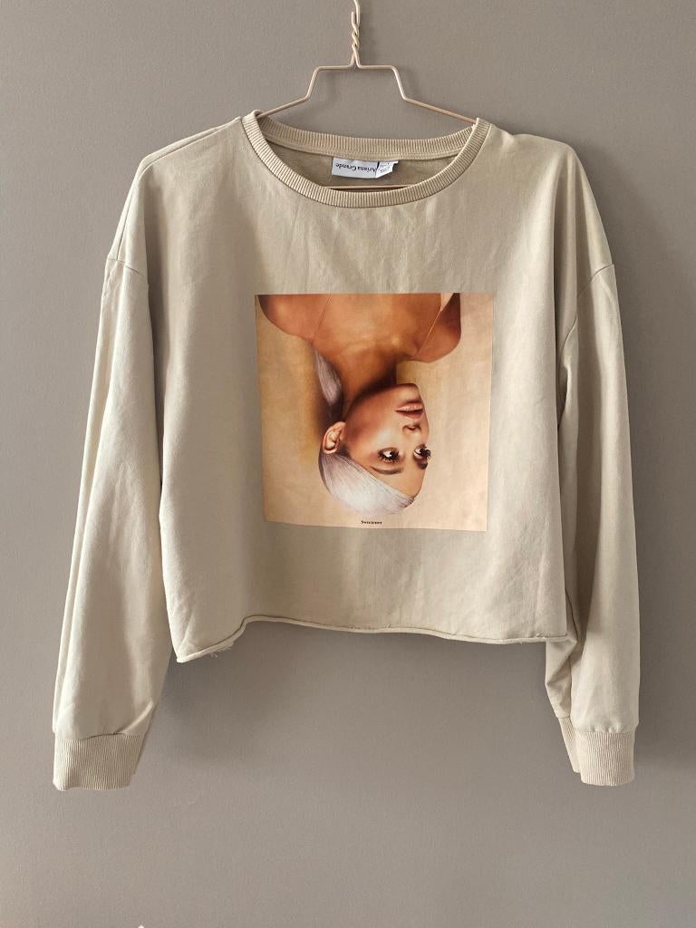 Mooie Ariana Grande sweater van Primark in maat L, Ophalen of Verzenden, Nieuw, Beige