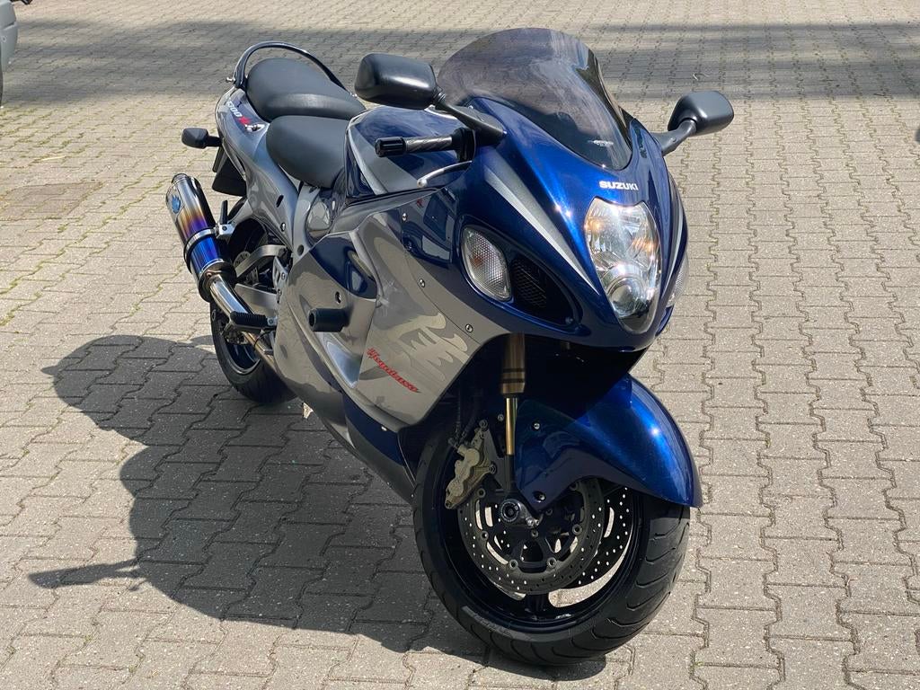 Suzuki Hayabusa GSX1300R - Krachtige Sportmotor, Motoren, Sportuitlaat, 4 cilinders, Motorrijbewijs A, Gebruikt