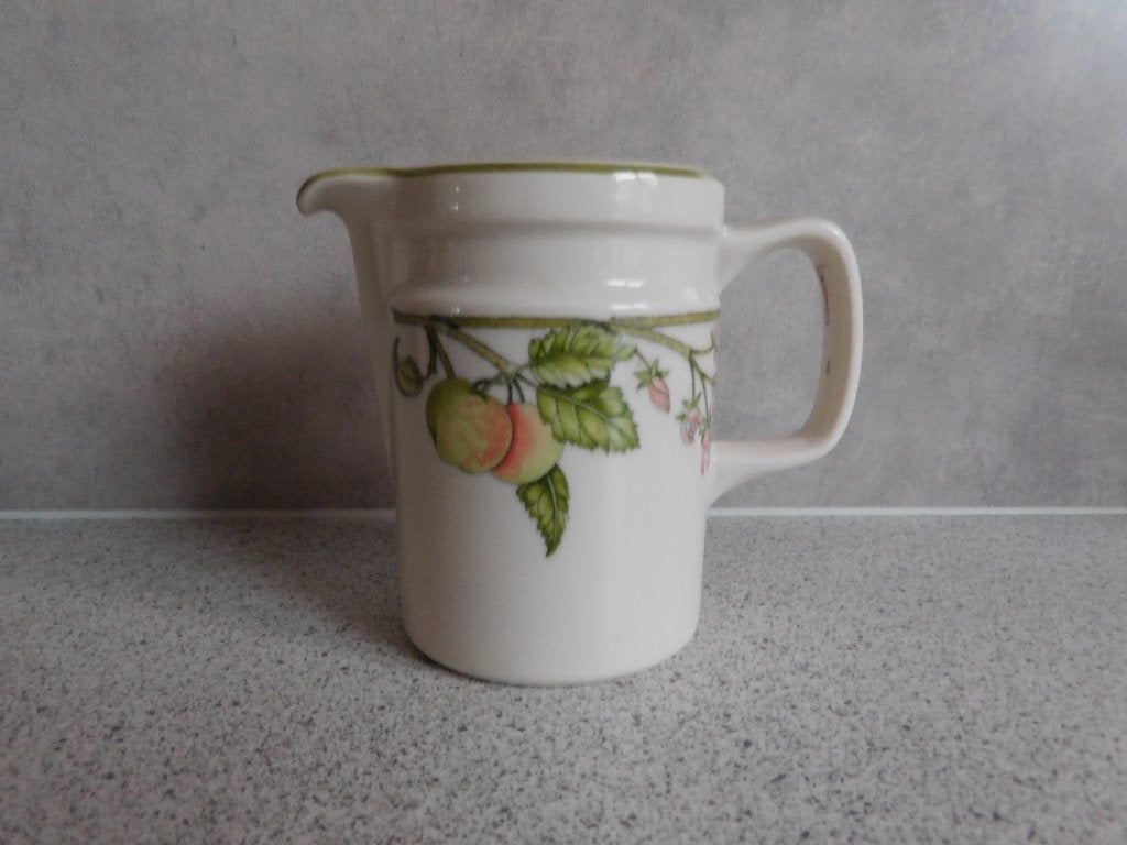 Melkkan Wild Apple Wedgwood, Kan, Ophalen of Verzenden, Zo goed als nieuw, Overige stijlen