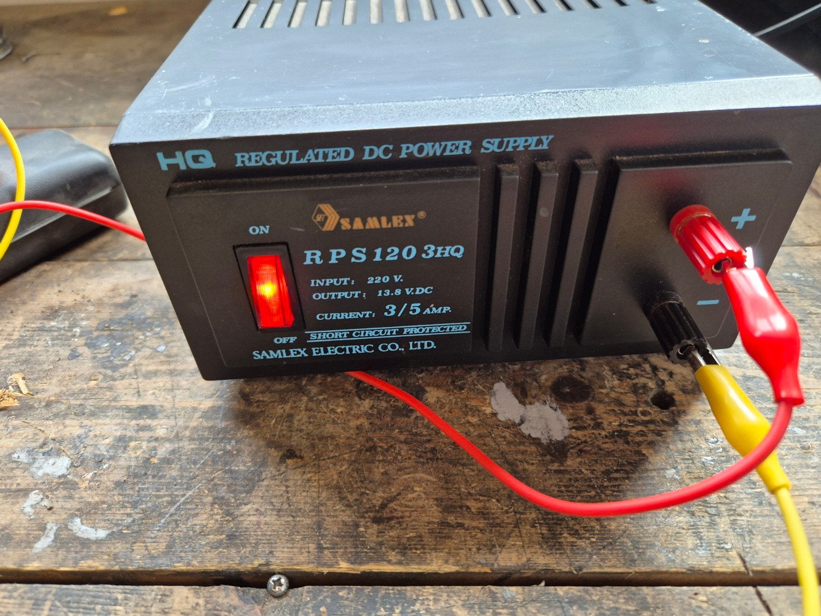 HQ RPS 120       13.8 VOLT, Ophalen of Verzenden, Zo goed als nieuw