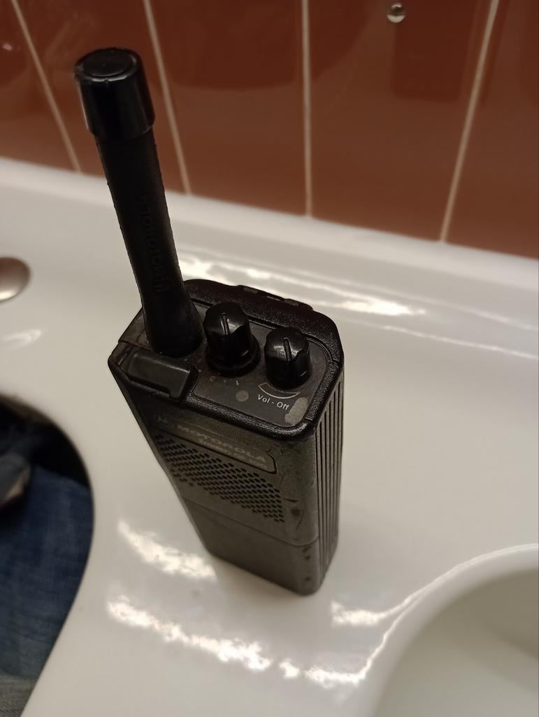 Motorola portofoon, Ophalen of Verzenden, Gebruikt