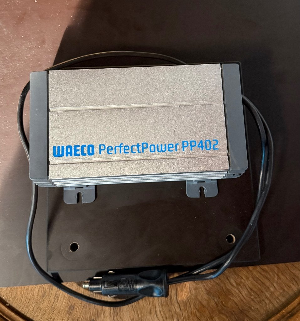 Omvormer 12 volt, Ophalen of Verzenden, Gebruikt