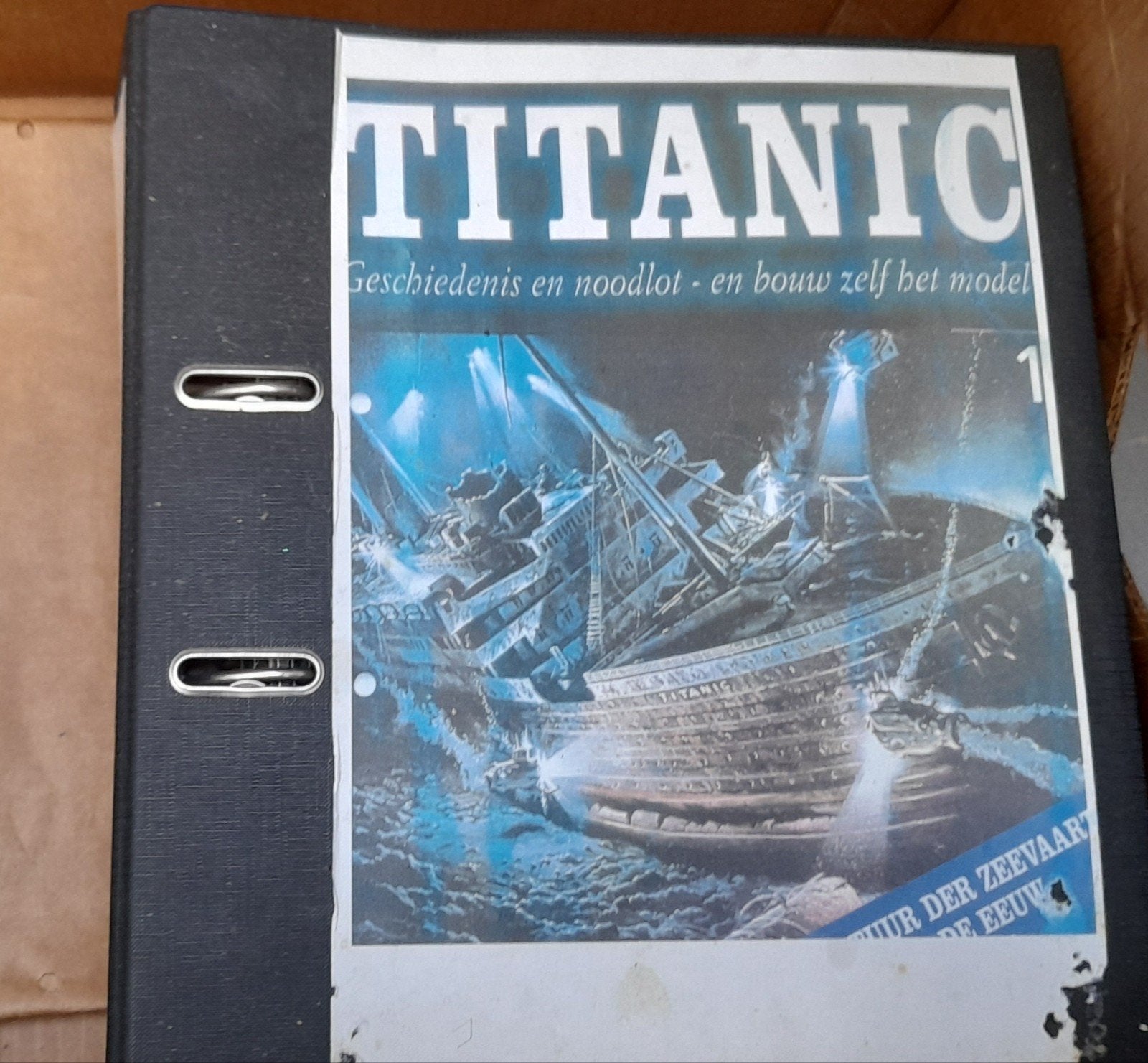 Titanic boekjes map vol, Ophalen of Verzenden, 1980 tot heden, Tijdschrift