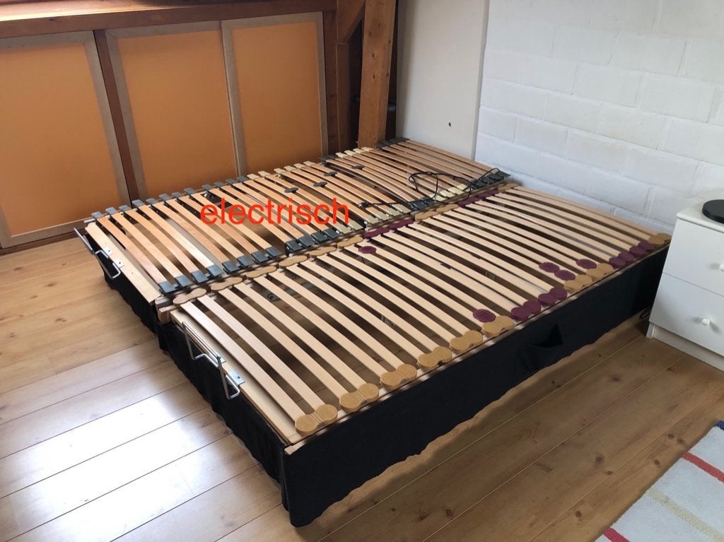 Bed(2pers) + elektrische lattenbodem, Ophalen, Overige materialen, Tweepersoons, Zo goed als nieuw