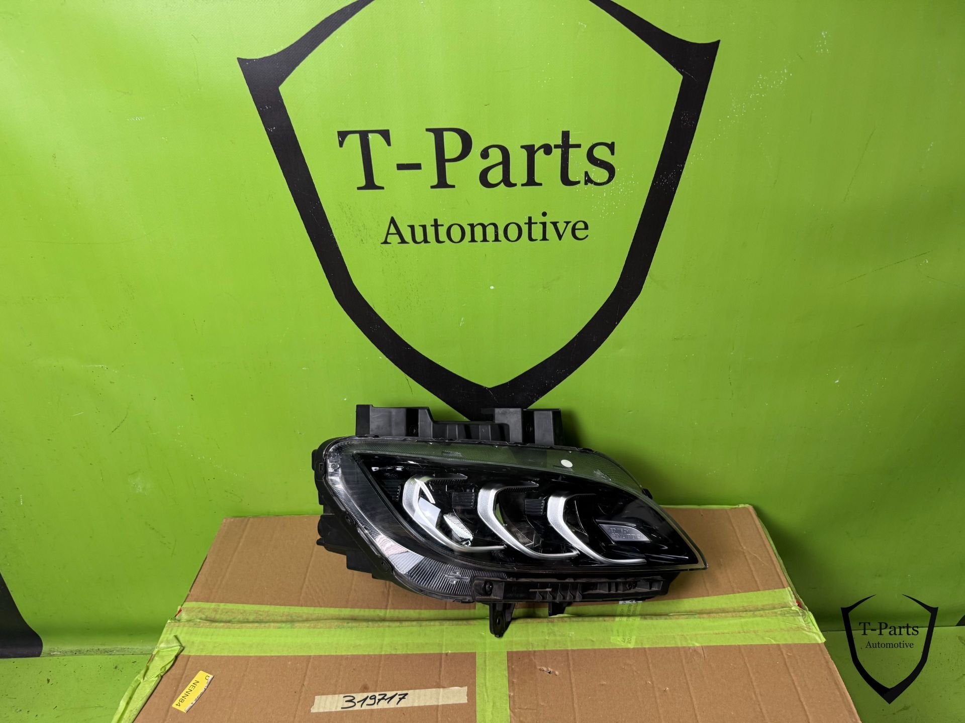 rechts koplamp HYUNDAI KONA LIFT VOLLEDIG LED 92102J9600 921, Gebruikt, Heolleung-ro 12
06797  Seoul, Ophalen of Verzenden, Info@hyundai.com