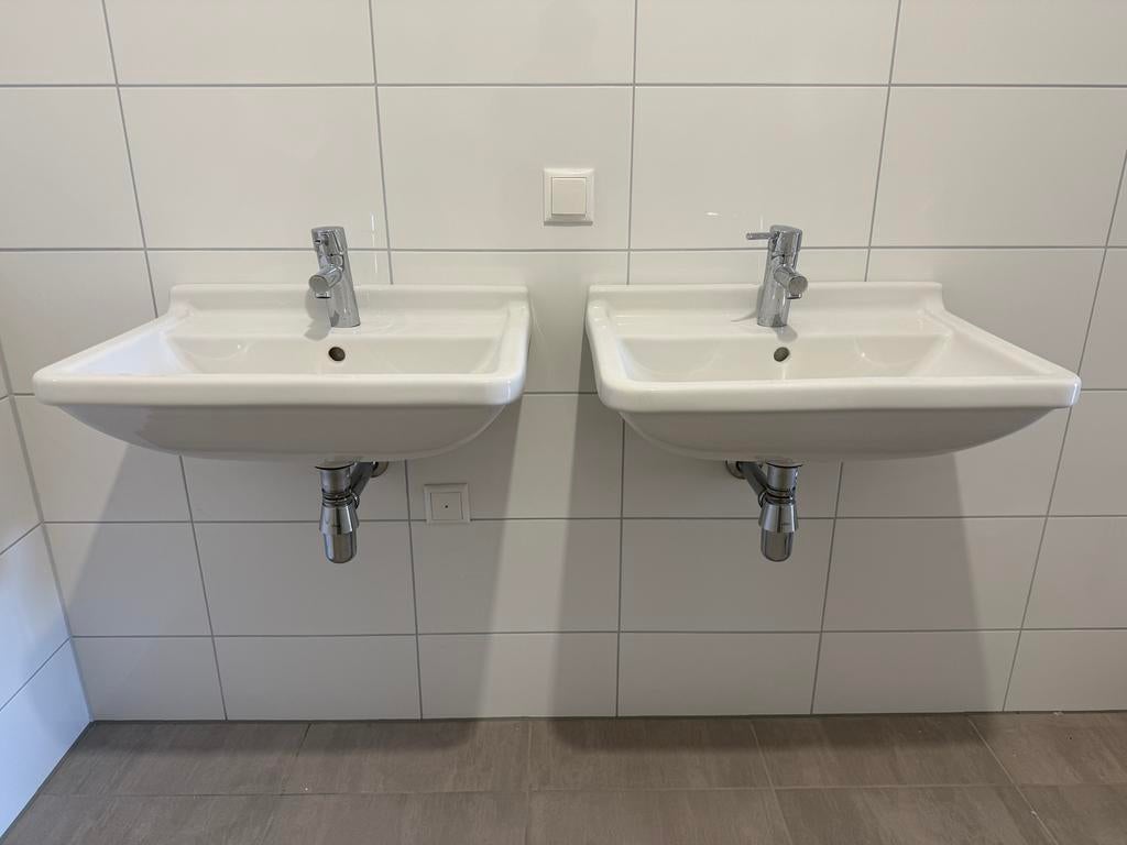 2x Duravit wasbakken met sifon, ongebruikt!, Ophalen, Zo goed als nieuw, Steen, Wastafel