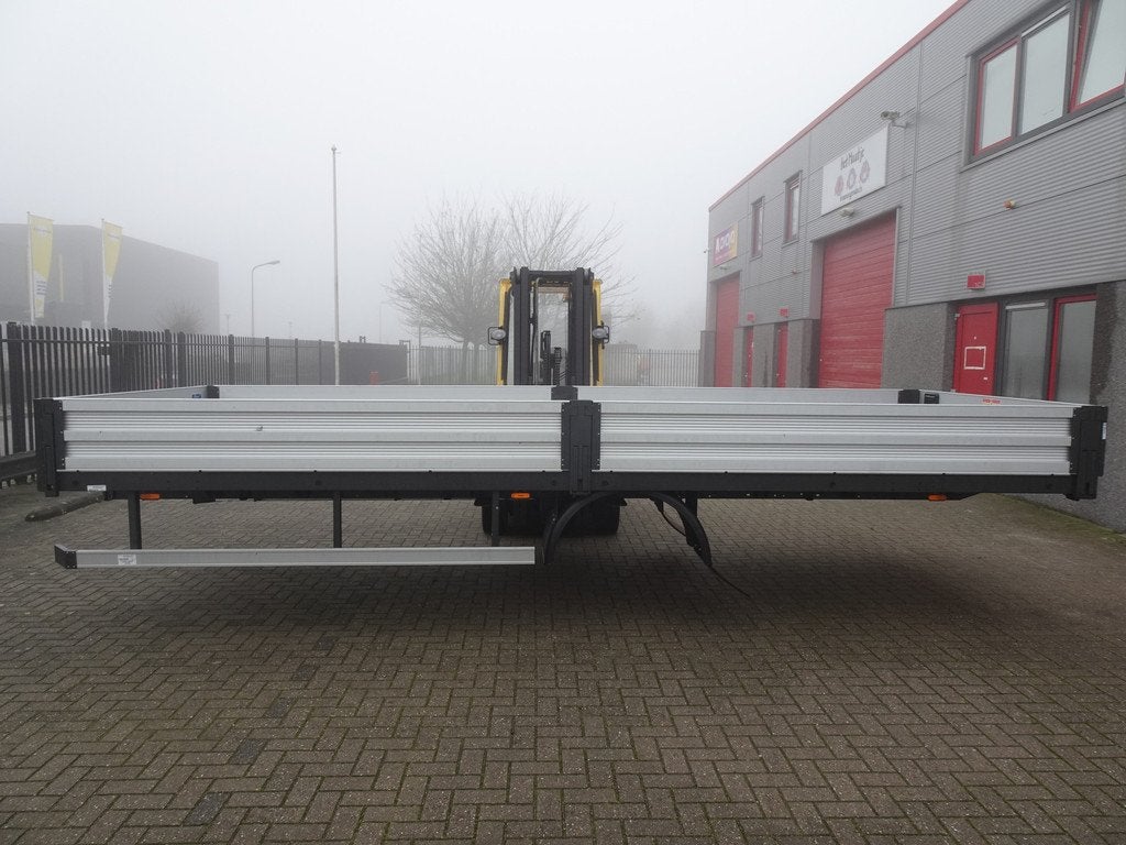 Iveco Daily 70 C 21 3.0 6100 scattolini openlaadbak montage, Auto's, Automaat, Achterwielaandrijving, Gebruikt, Euro 6