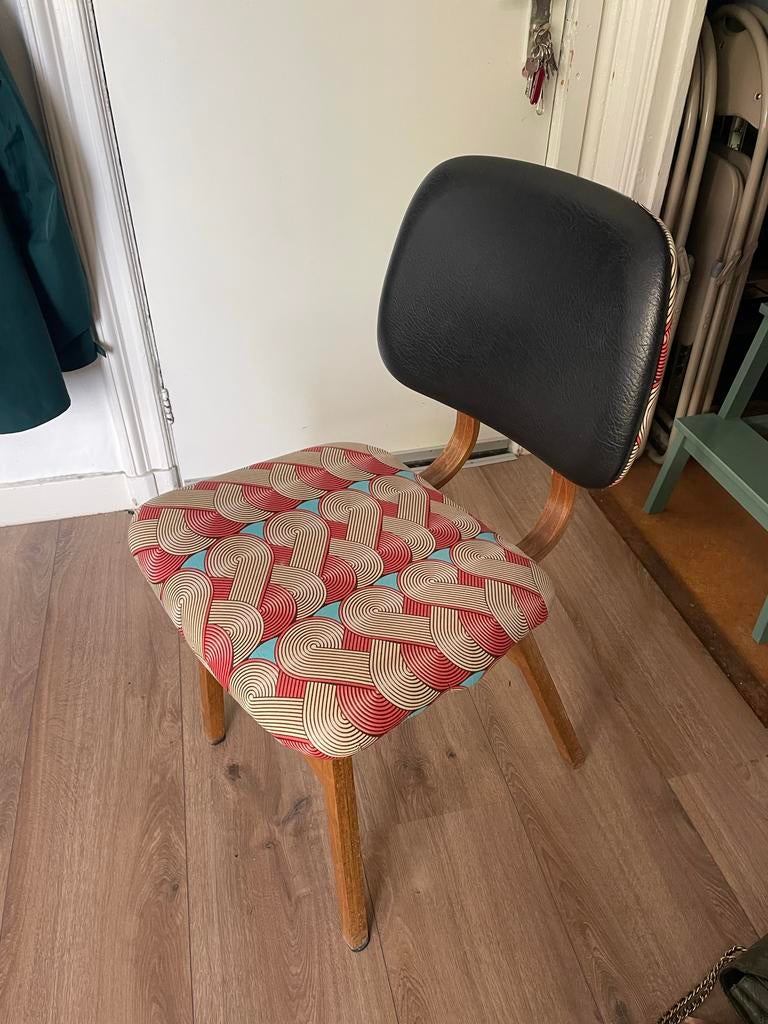 Vintage stoel met leuke bekleding, Gebruikt, Vintage, Eén, Rood