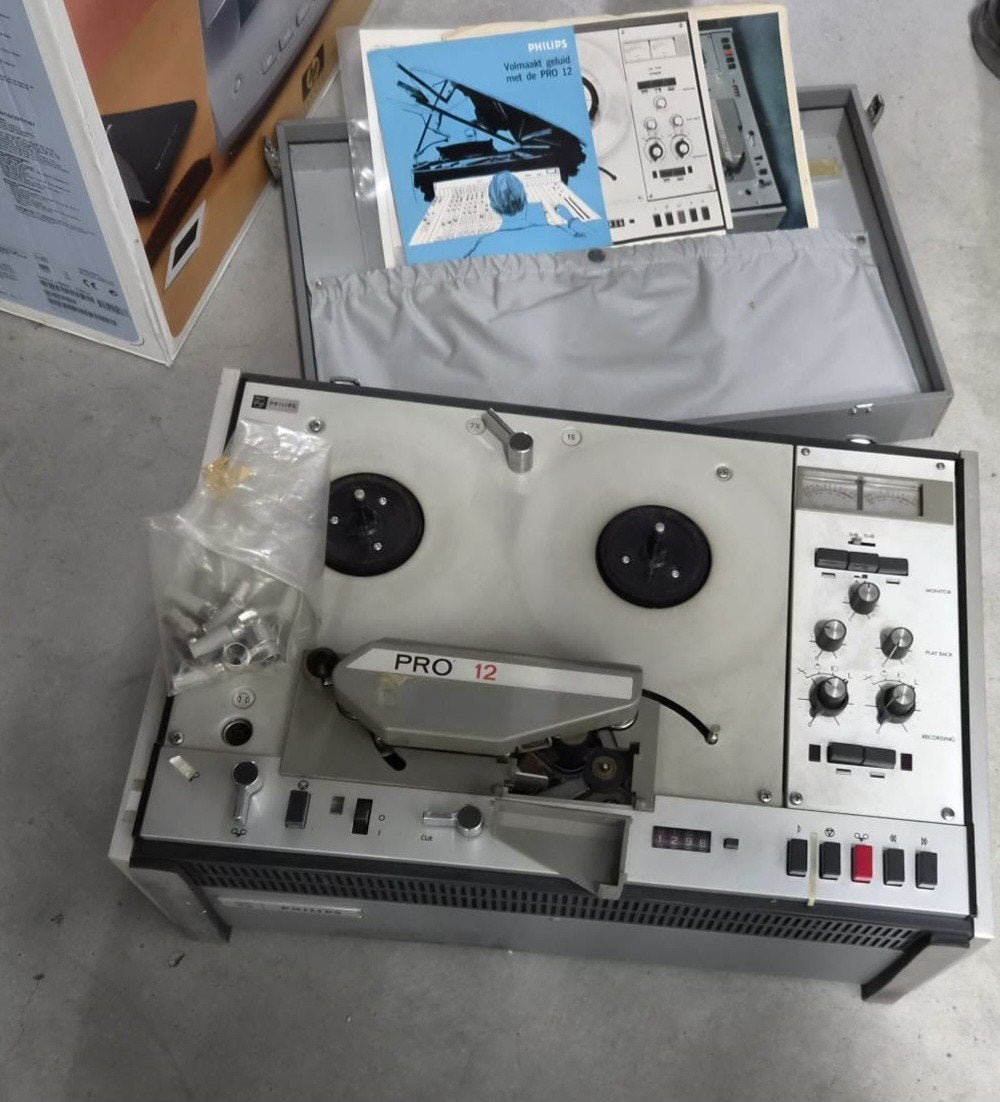 Philips PRO 12 Semiprofessionele Bandrecorder (ca. 1969), Ophalen