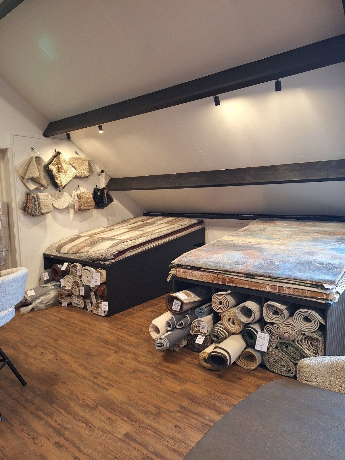 Diverse vloerkleden in de Outlet. OP = OP, Huis en Inrichting, Ophalen, Zo goed als nieuw, Overige vormen, 200 cm of meer