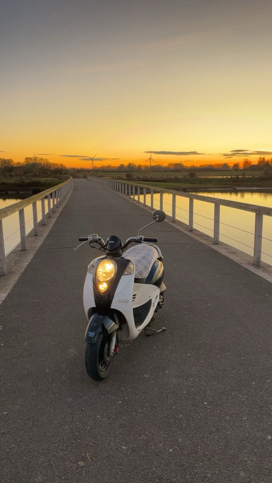 Sym mio, Ophalen, Gebruikt, Maximaal 45 km/u, Benzine