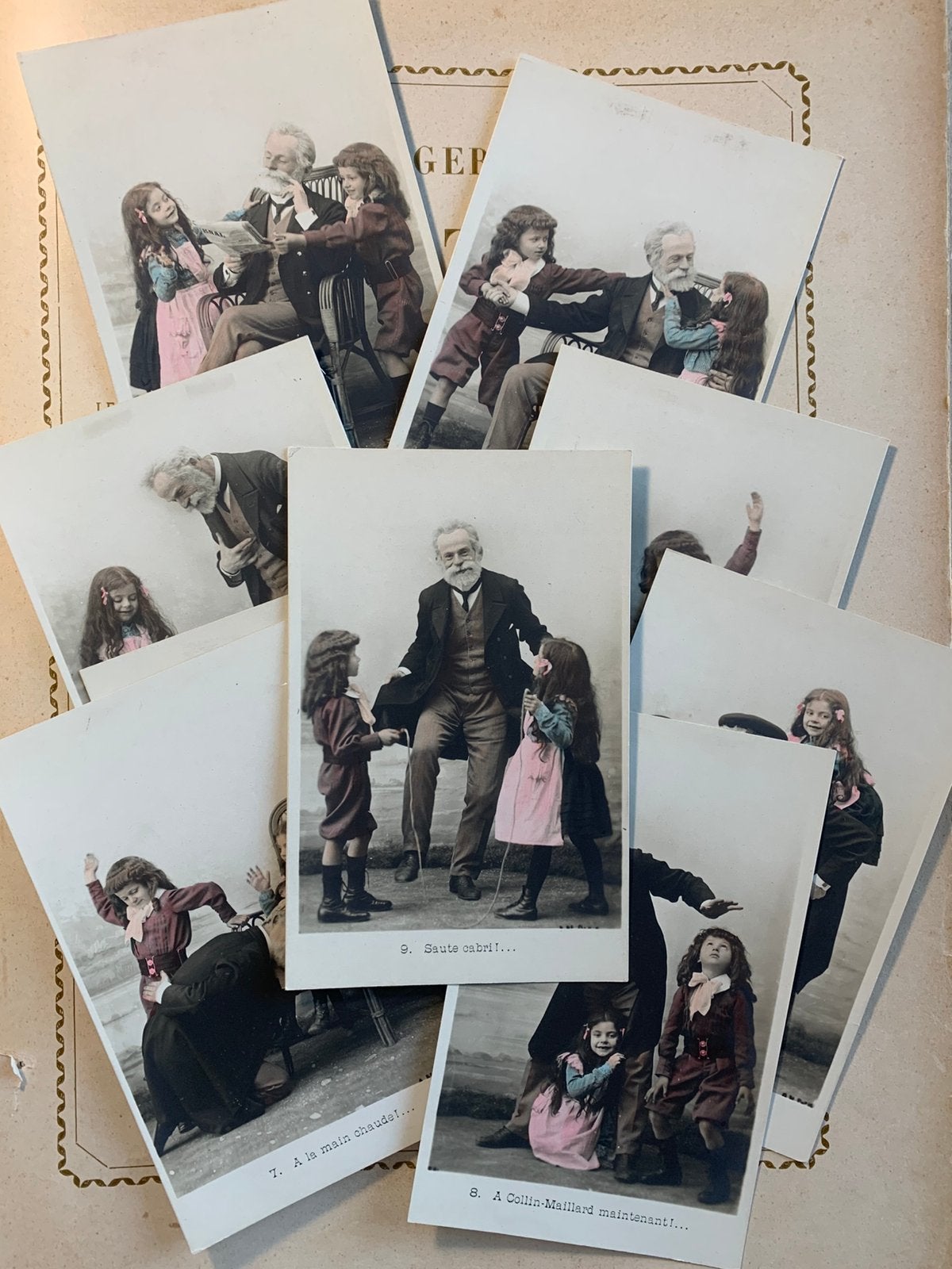 Spelen met opa - meisje met lang haar (CB), Ophalen of Verzenden, Voor 1920, Ongelopen, Kinderen