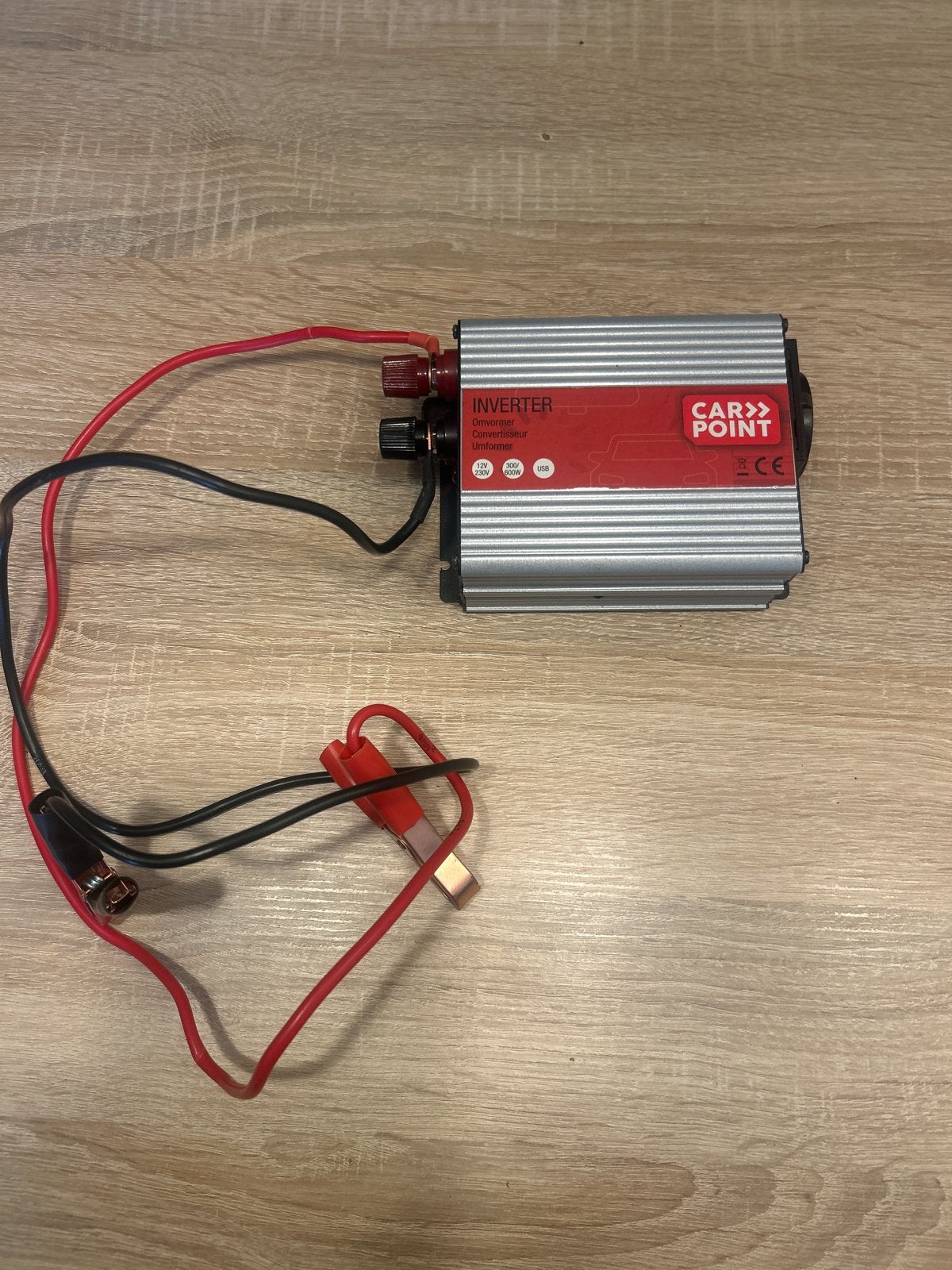 CAR>>POINT Omvormer 12V naar 230V - 300W, Ophalen of Verzenden