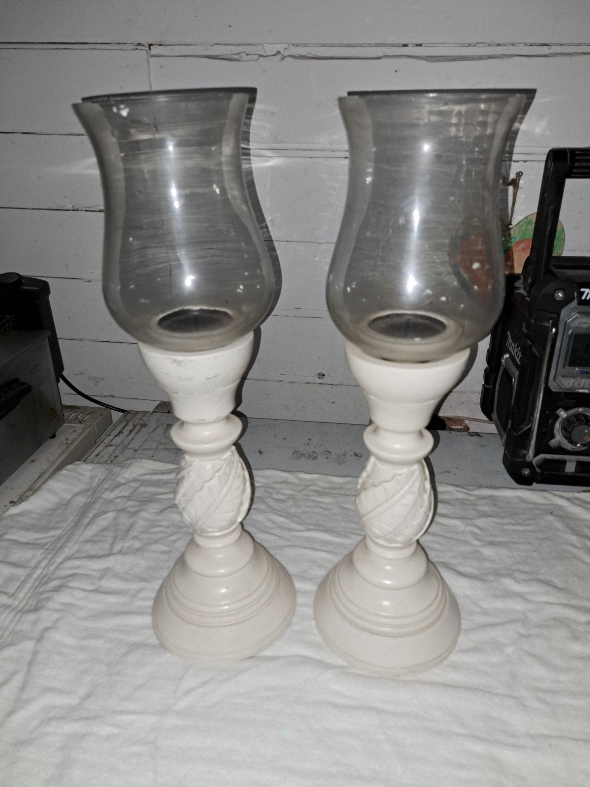 Set van 2 glazen windlichten met witte voet, Ophalen of Verzenden
