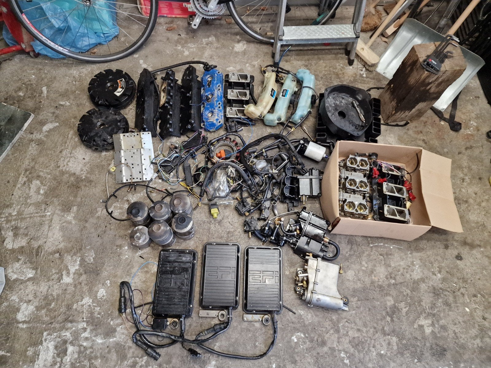 mercury 2.5L en 3L onderdelen, Ophalen of Verzenden, Gebruikt, Motor en Techniek, Motorboot
