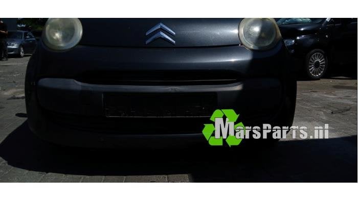 Voorbumper van een Citroen C1, Gebruikt, -, Ophalen of Verzenden, Bumper