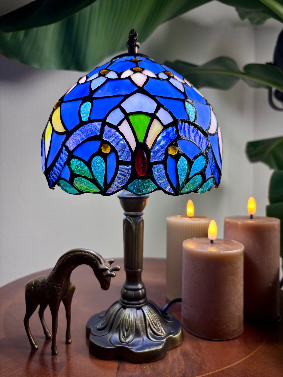 Nieuwe Tiffany stijl tafellamp – kleurrijk glas-in-lood, Verzenden, Glas, Klassiek