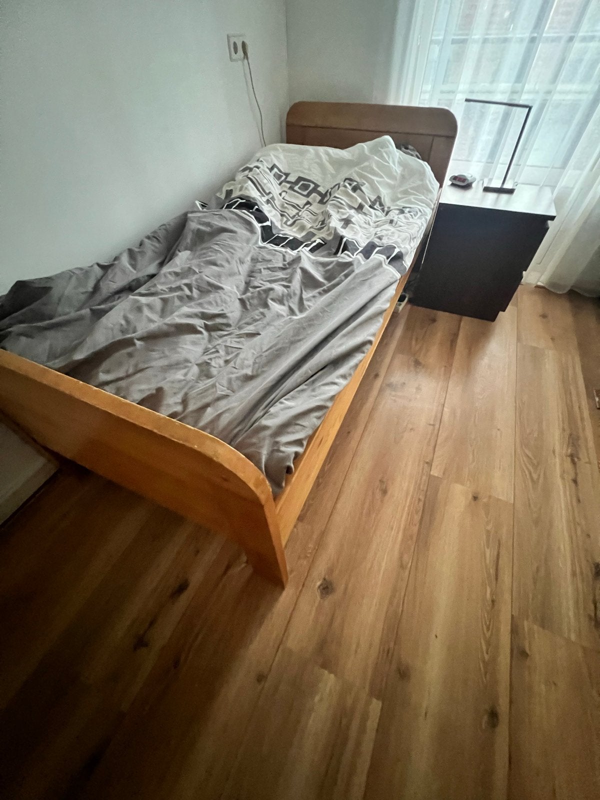 Eenpersoonsbed Ancona met verstelbare lattenbodem, Ophalen, 90 cm, 200 cm, Hout