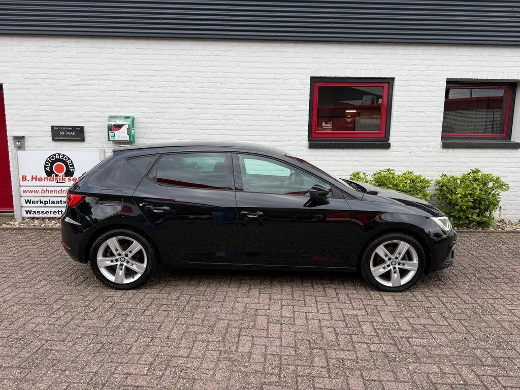 Seat Leon 1.5 TSI 130PK FR Business Intense/ All season band, Auto's, Seat, Keurmerk '100% Onderhouden', Stof, 4 cilinders, Leon
