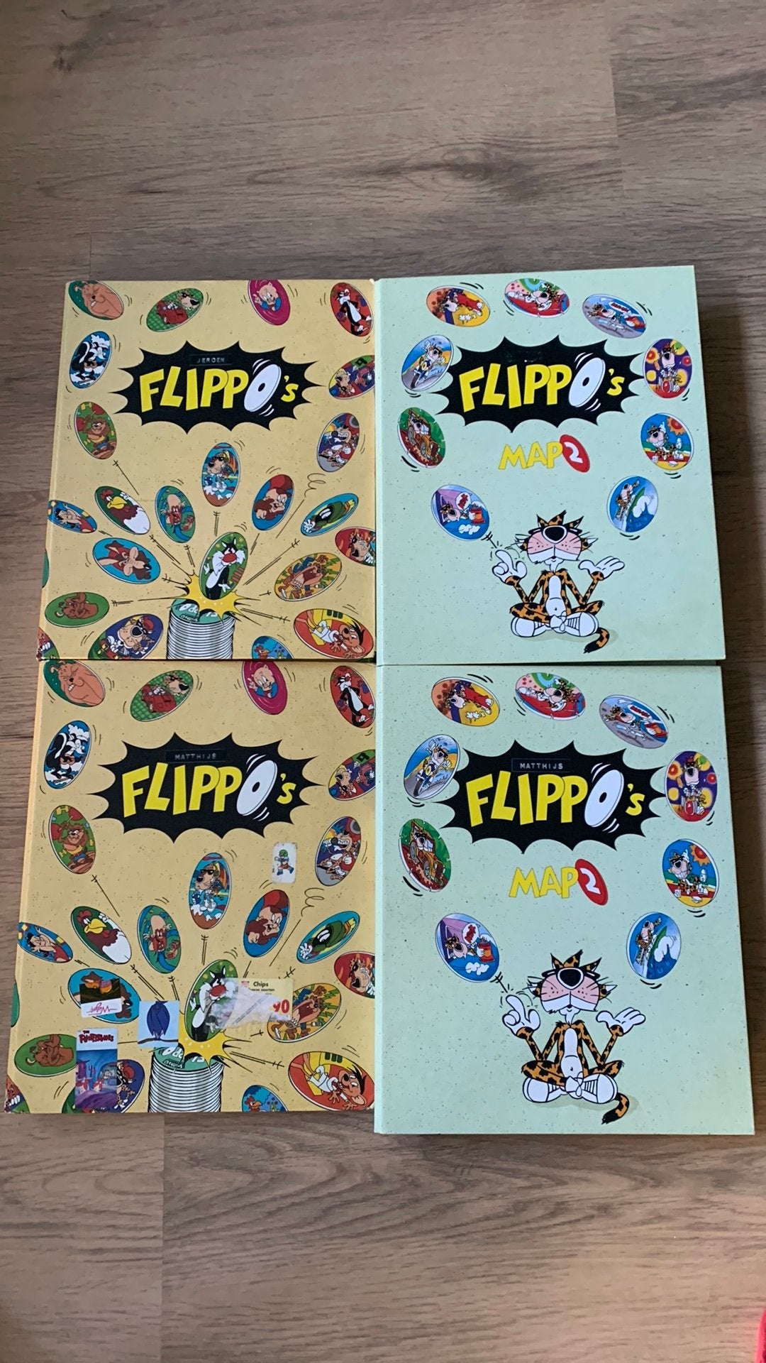 2x flippomap compleet op 1 na, incl reserve en beyblade, Ophalen of Verzenden