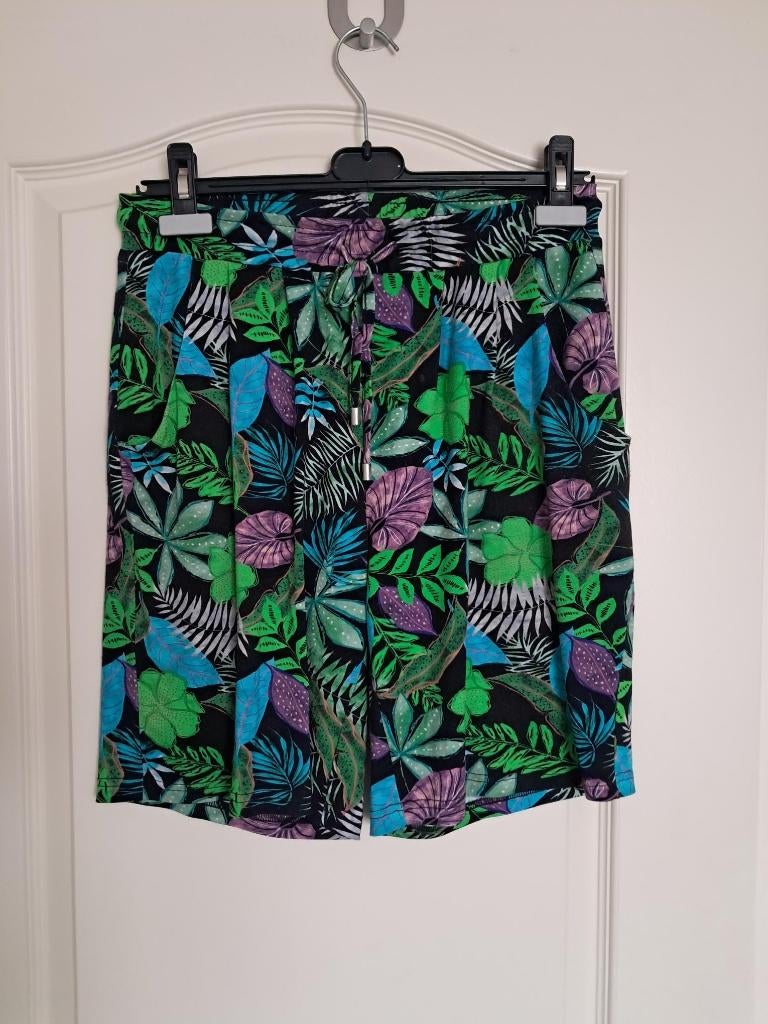Broek NED Maat : S, Overige kleuren, Kort, Nieuw, Ophalen of Verzenden