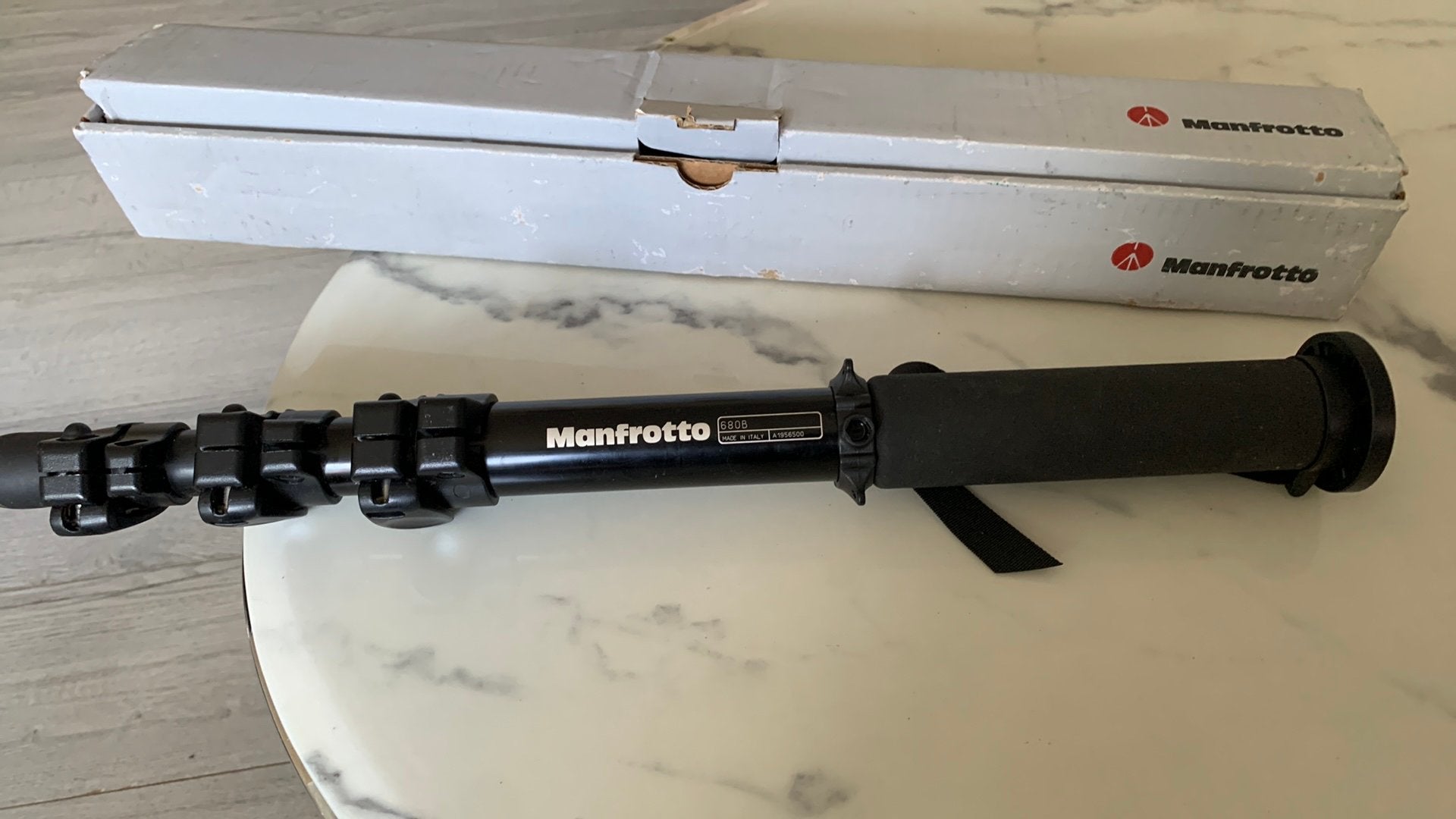 Manfrotto 680B monopod, Muziek en Instrumenten, Blaasinstrumenten | Dwarsfluiten en Piccolo's, Ophalen, Zo goed als nieuw